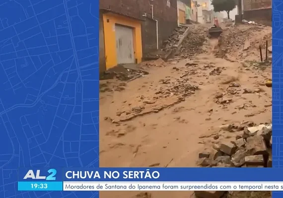 Temporal provoca alagamentos e adia evento em Santana do Ipanema