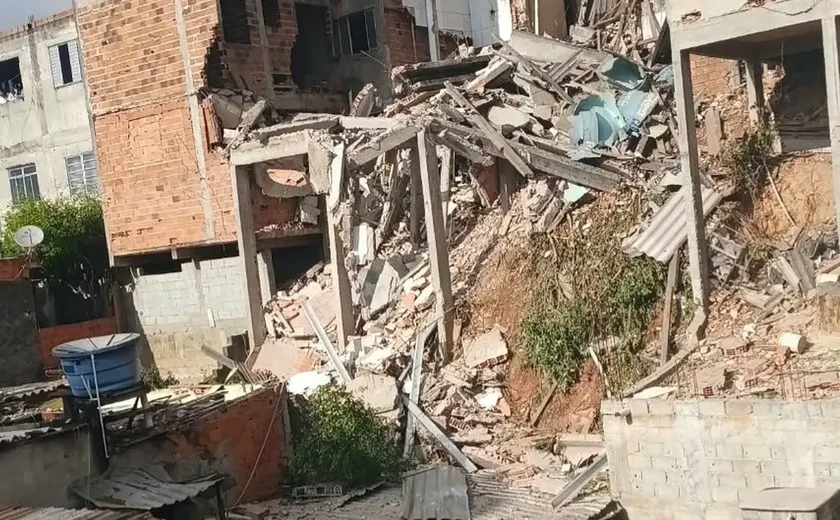 Explosão de botijão de gás causa interdição de 13 casas em São Paulo