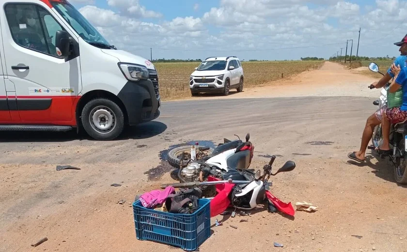 Motociclista fica gravemente ferido em colisão com utilitário em Junqueiro