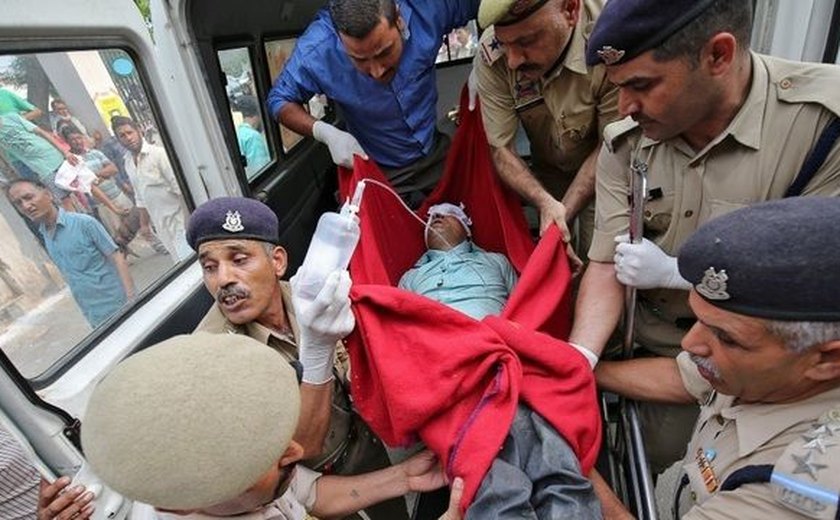 Acidente na Índia mata 16 peregrinos e fere 27