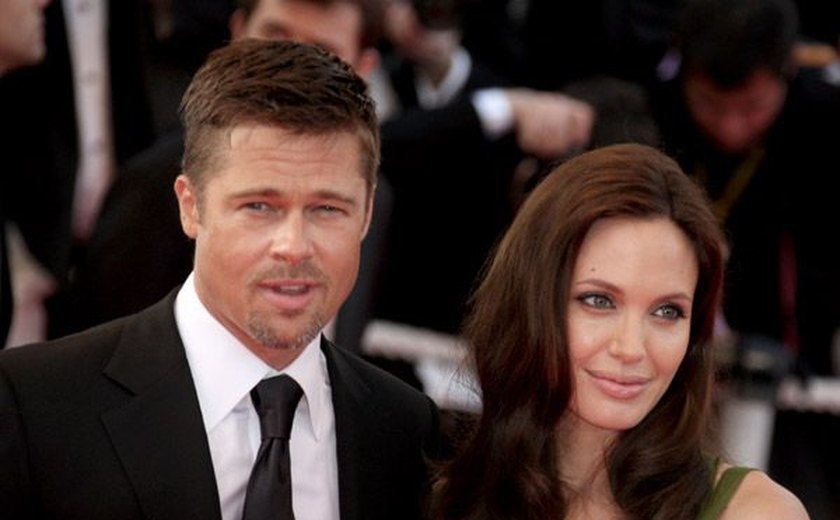 Jolie não quer compartilhar guarda dos filhos com Pitt, diz site