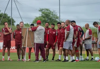 CRB encerra preparação e segue para duelo contra o Fortaleza pela Copa do Brasil