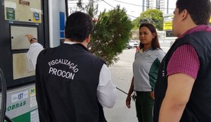 Procon Maceió fiscaliza publicidade de preços de combustíveis