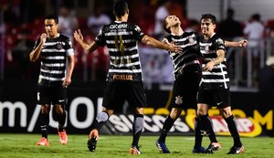Corinthians faz 2x0 no São Paulo no Morumbi e fica a um passo da final