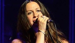 Casa de Alanis Morissette é assaltada e cerca de US$ 2 milhões em joias são levados