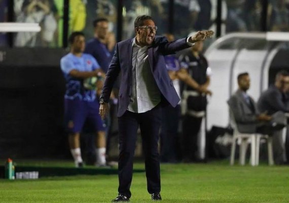 Vasco derrota Ceará e vence segunda consecutiva na Série A