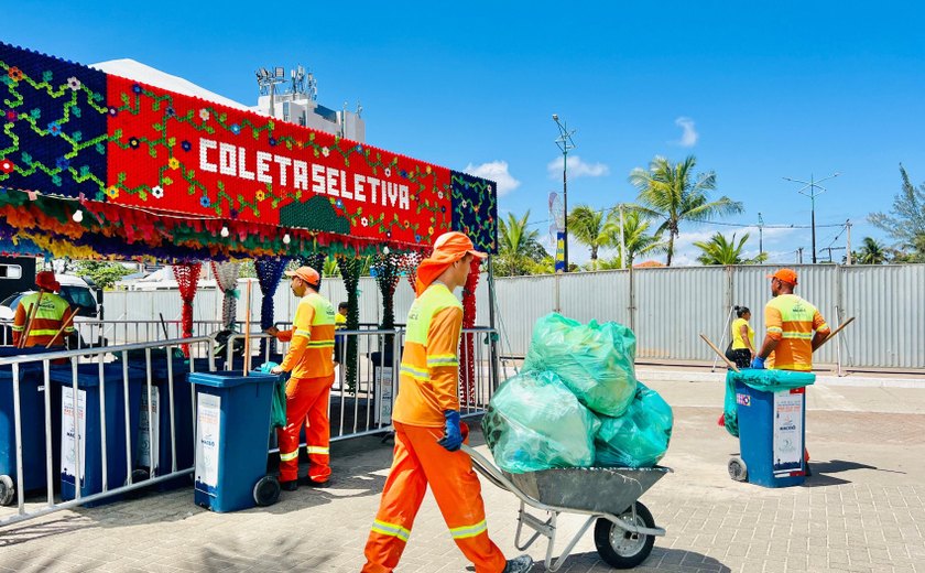 Coleta seletiva no Verão Massayó retirou mais de 3,7 toneladas de recicláveis