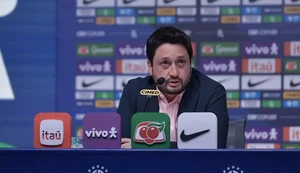 Arthur Elias convoca seleção para últimos amistosos do ano na Europa