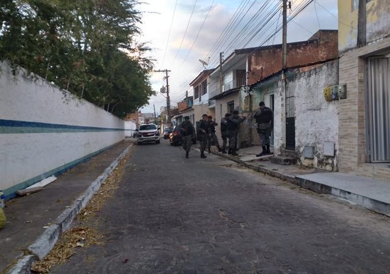 Operação integrada prende integrantes de organização criminosa em Maceió