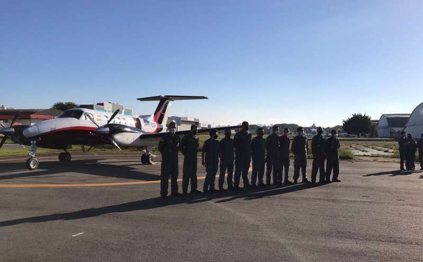 Força-tarefa enviada pelo governo de SP para sul da Bahia embarca no Campo de Marte