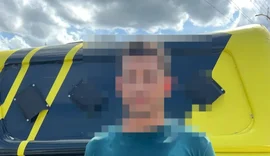 Homem é preso por agressão durante operação policial no Benedito Bentes, em Maceió