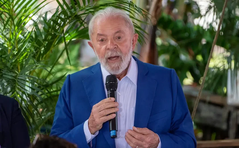 “Não podemos nos conformar com homens matando mulheres”, diz Lula