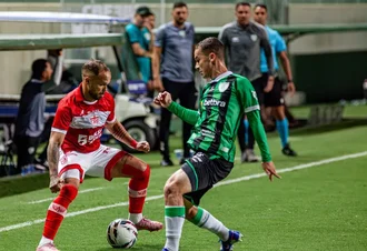 CRB vira sobre o América-MG e conquista primeira vitória na Série B