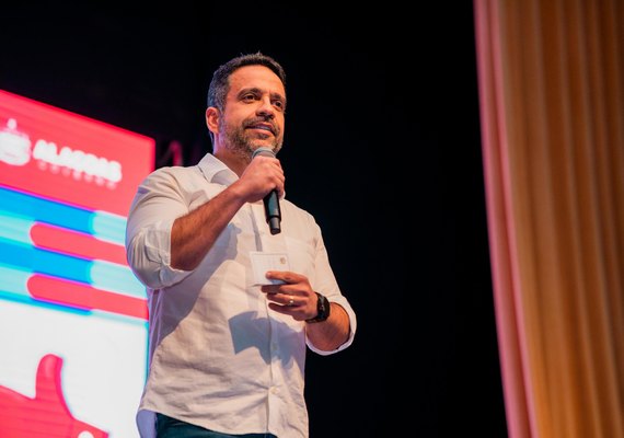 Paulo, Renan “pai” e Renan Filho participam de evento do MDB