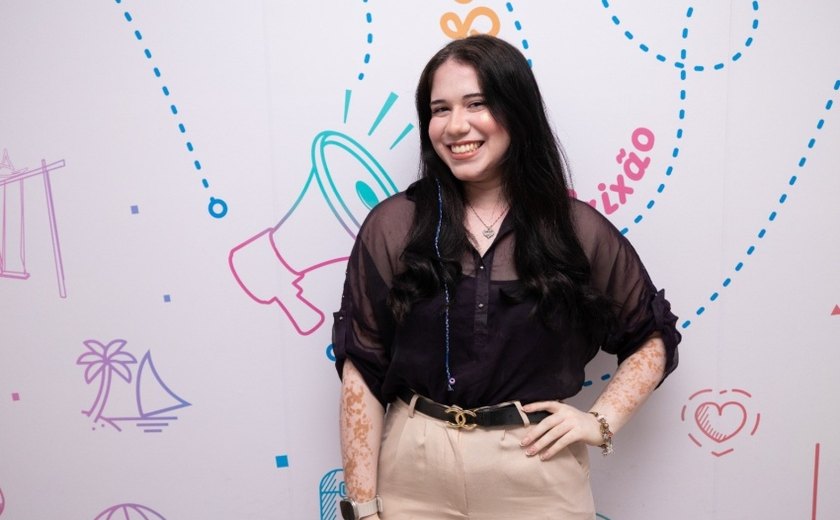 “Estou vivendo meu sonho”: Participante do Brilha Jovem conquista emprego após qualificação