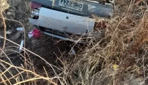 Motorista morre após carro capotar e  ir parar em área de mata em São José da Tapera