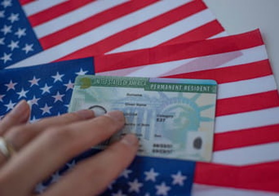 EUA atualizam regra de exames médicos e vacinação para o green card