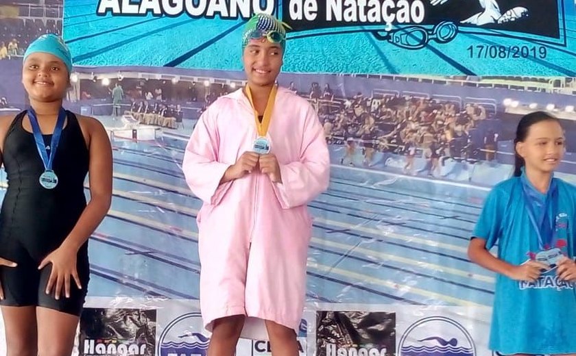 Atleta alagoana de 9 anos é a número 1 no ranking brasileiro de piscina curta