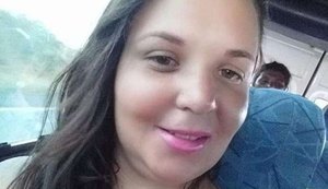 Mulher morre ao perder controle de motocicleta e se chocar contra estaca