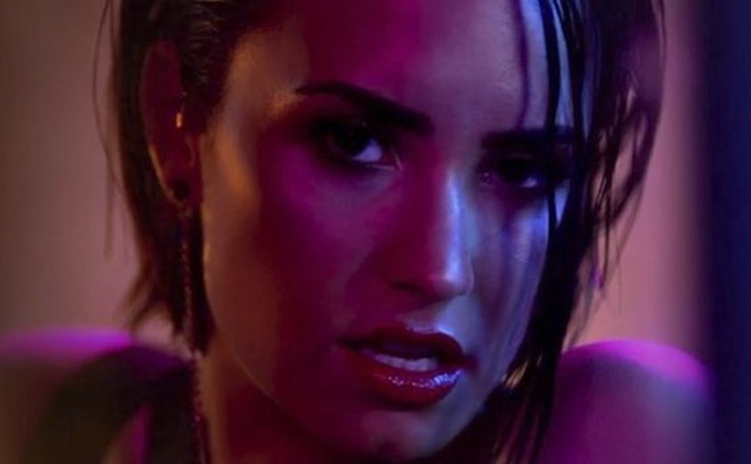 Demi Lovato troca número de celular para evitar traficantes