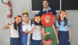 Estudantes participam de atividades em comemoração ao Dia Nacional do Livro Infantil