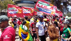 Caminhada em Maceió reforça mobilização pela reeleição de Lula a uma semana do segundo turno