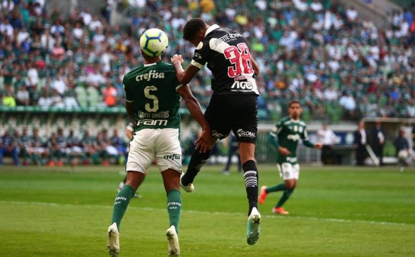 Palmeiras empata com Vasco, chega a cinco jogos sem vencer e pode perder liderança