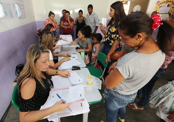 ﻿População de Canafístula aproveita serviços da Justiça Itinerante