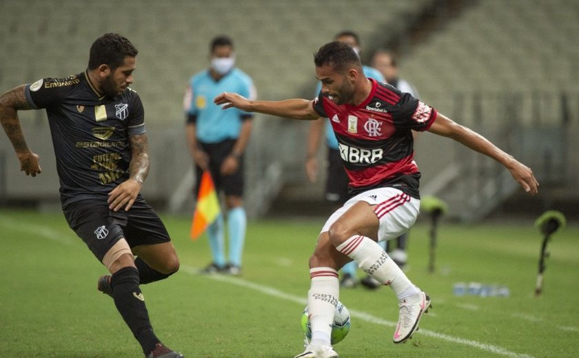 Ceará derrota o Flamengo no Castelão e impede adversário de assumir primeiro lugar