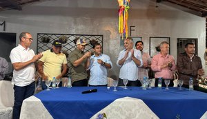 Carpil é contemplada com retroescavadeira e deputado garante mais de R$ 3.3 milhões para social e hospital de Palmeira/AL