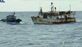 Barco venezuelano com 2.400 kg de cocaína é interceptado no Oceano Atlântico