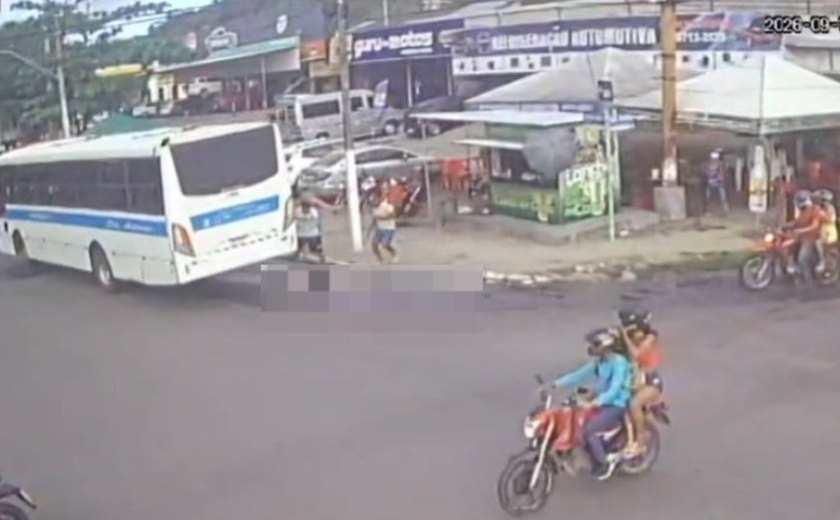 Jovem de 28 anos morre após ser atropelada por ônibus no Bom Parto
