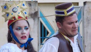 Festival de teatro de rua e cultura popular é realizado pela primeira vez em Taquarana