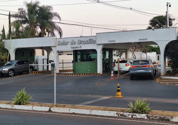 Moraes autoriza Jair Bolsonaro a sair da prisão domiciliar para dentista