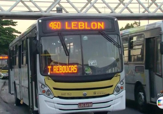 Sobe para 18 o número de mortos em acidente de ônibus de Alagoas em Minas Gerais