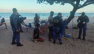Guarda Municipal prende suspeito por tráfico de drogas na Orla da Pajuçara