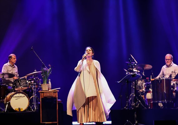 Mônica Salmaso traz para Maceió novo show, ‘Minha Casa’