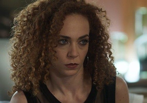 'Rock Story': Laila é desmascarada ao tentar separar Gordo e Eva
