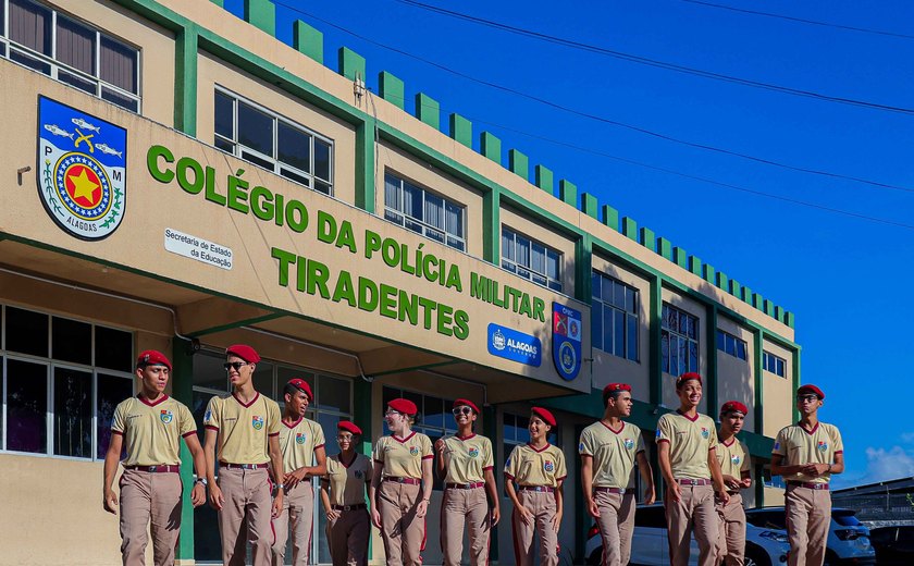 Alunos do Colégio da PM conquistam 11 vagas para o programa de intercâmbio na Inglaterra