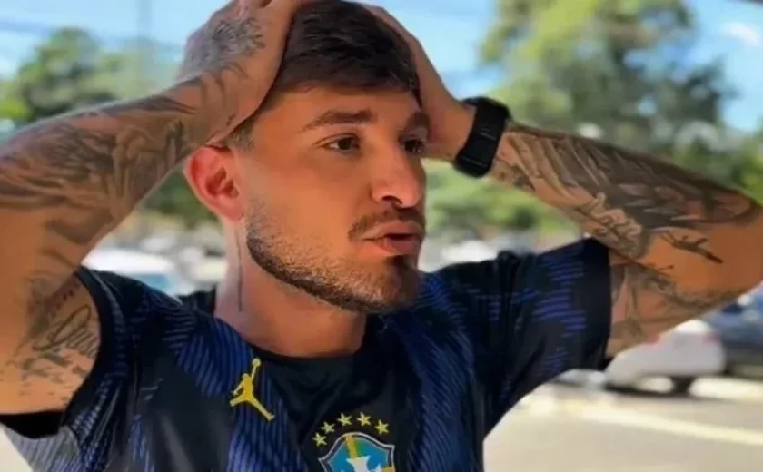 MC Gui é assaltado dentro de caminhão por quatro homens armados na Paraíba