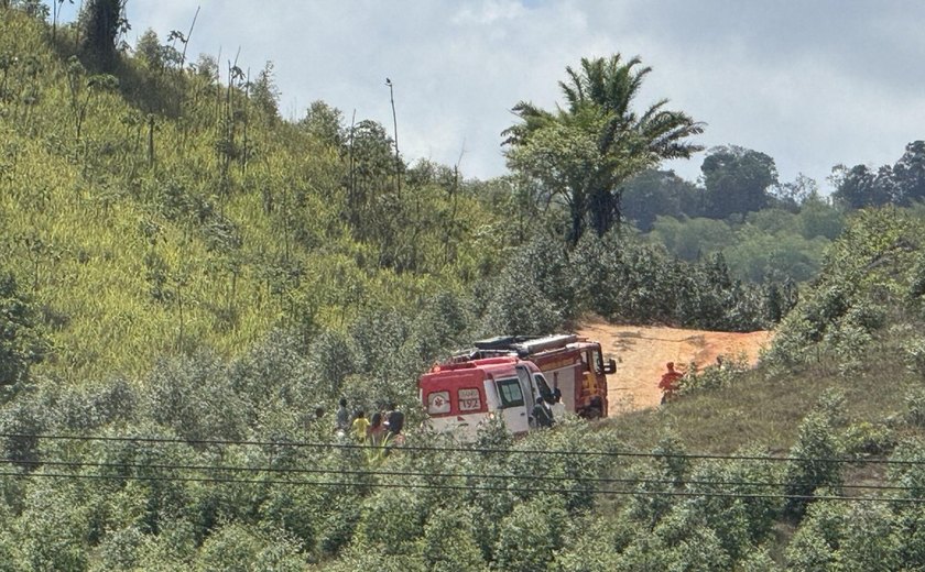 DEA atua em operação de salvamento de idoso em área de difícil acesso em Joaquim Gomes