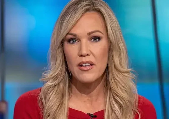 Ex-âncora da Fox News mata a própria mãe a facadas e confessa crime nos Estados Unidos