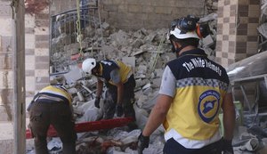 Ataques aéreos na Síria mataram mais de 100 civis em 10 dias, diz ONU