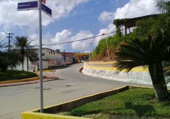 Roubo de carro e assassinato na Região Norte de Alagoas marcam o início da semana