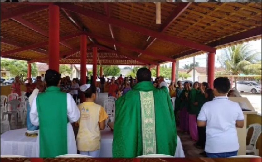 Comunidade Católica Nossa Senhora das Graças realiza  Festa da Padroeira no Condomínio Ernesto Maranhão