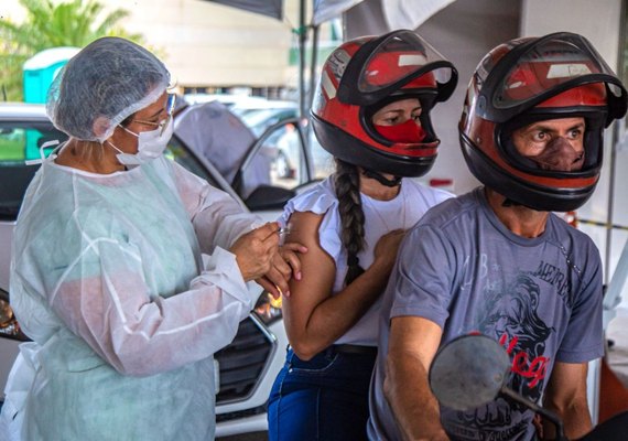 Vacinação: Arapiraca reduz faixa etária para 34 anos