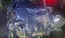 Após invadir a contramão, idoso morre em colisão na AL-130 em Pão de Açúcar