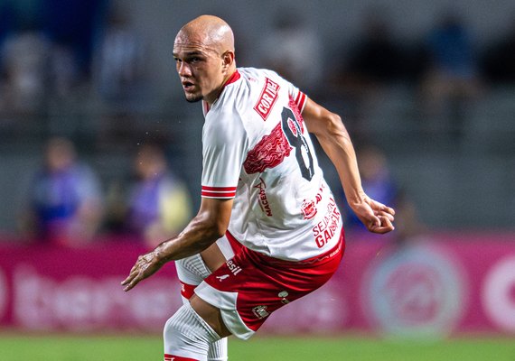 CRB prega 'seriedade' mesmo com vantagem de dois gols