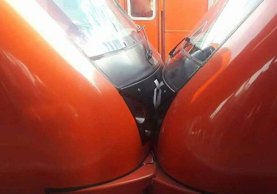 Batida entre trens deixa cinco feridos na estação Barueri da linha 8 da CPTM