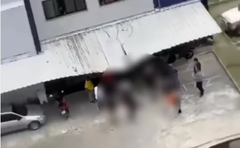 Estudante é socorrida após cair de prédio de faculdade em Maceió